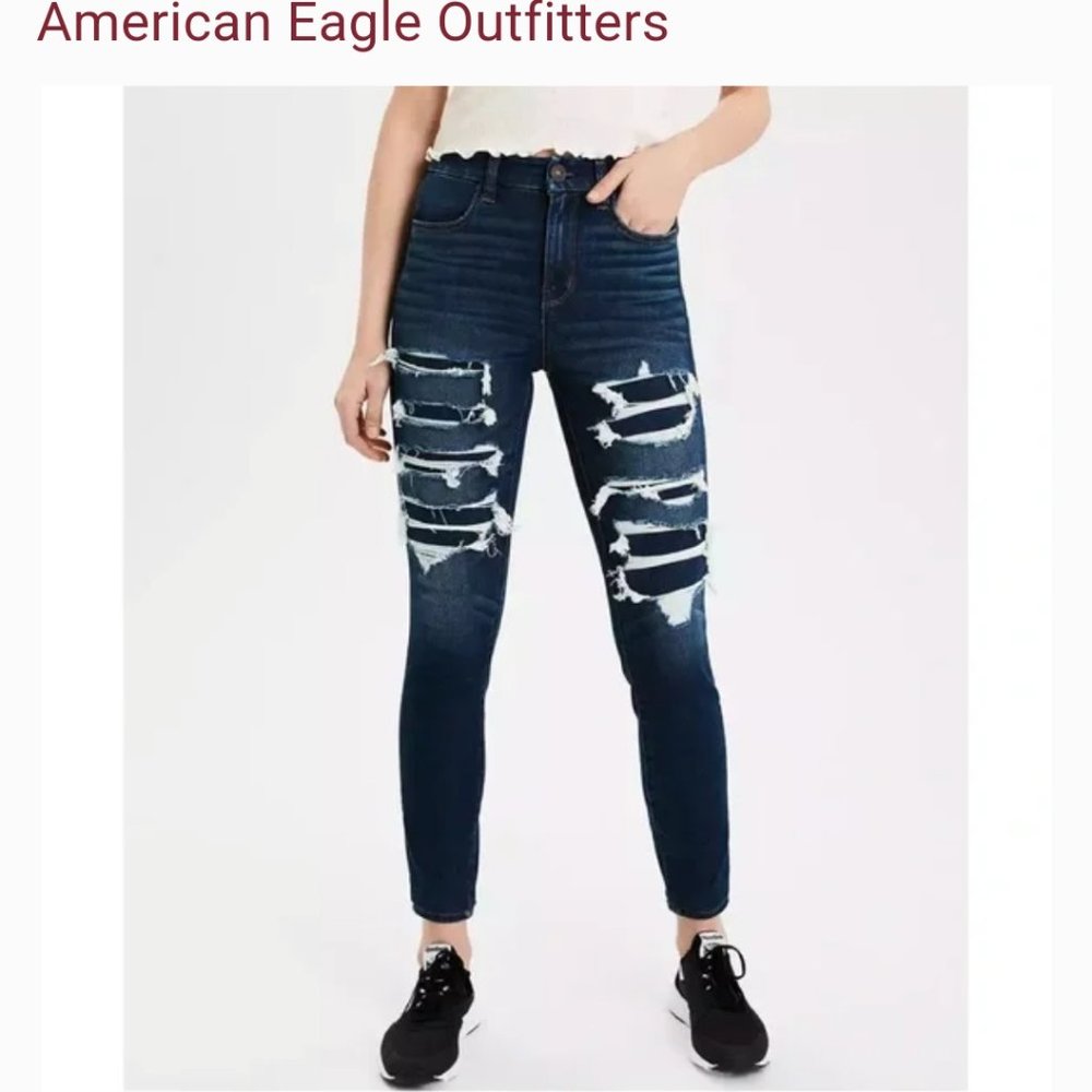 American Eagle women's 360 Next level stretch distressed jeans